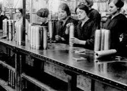 Creation of the Portable Weapons Group led by Louis Renault