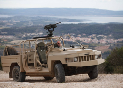 RENAULT TRUCKS BUYS ACMAT